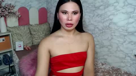 fuschiafucker online show from September 19, 7:01 am