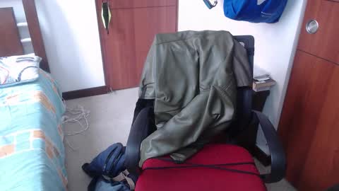 andrew online show from October 27, 2:39 pm