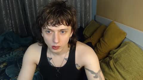 Ian online show from November 19, 11:36 pm