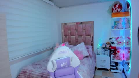 Gabriela online show from April 8, 4:48 am