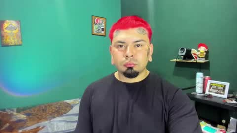 independient model online show from September 18, 1:04 pm