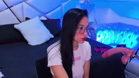 gabbieskinny online show from February 24, 11:57 am