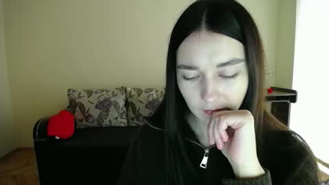 Jaklin online show from November 12, 9:44 am