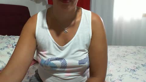 gaby  layla online show from January 12, 7:43 pm