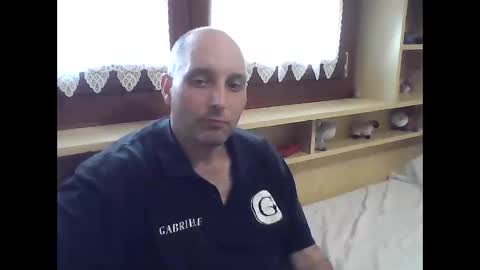 Gabriele online show from October 15, 2:51 pm