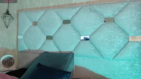 gabriella online show from March 3, 12:01 pm