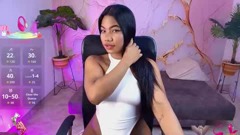 Snapshot of gaby_dams9 chatting on September 25, 5:03 am GABY online show from September 25, 5:03 am