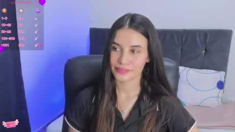 Gabriela online show from February 11, 11:30 pm