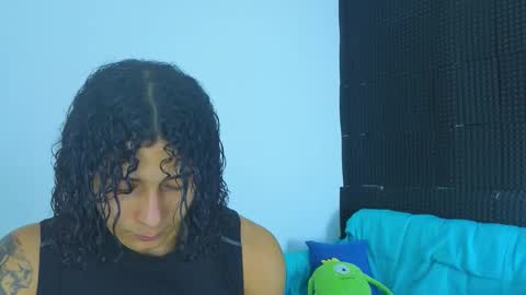 Snapshot of gael__david chatting on October 14, 3:09 am Gael online show from October 14, 3:09 am