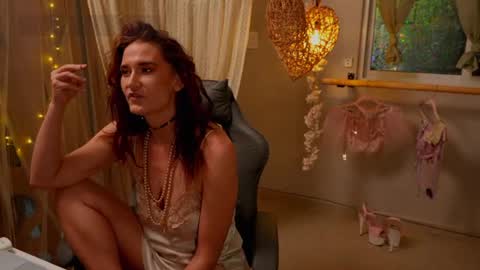Rhi Connor   online show from July 25, 4:27 pm