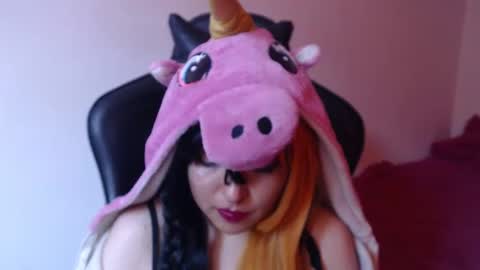 Kate 3 online show from October 24, 8:20 pm