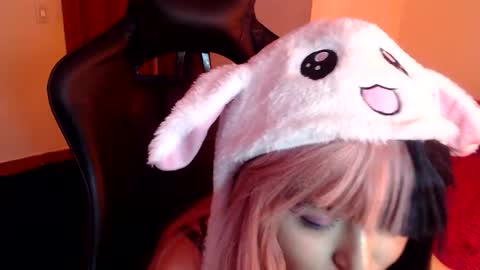 Kate 3 online show from June 9, 9:03 pm