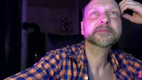 galadriel869 online show from April 10, 10:36 pm