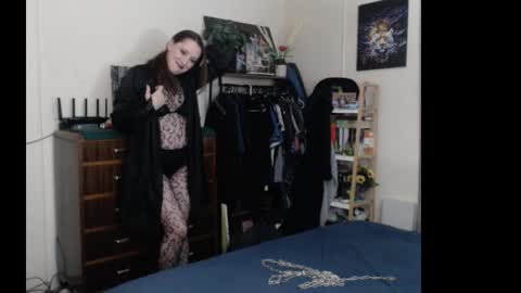 HOT  online show from January 17, 10:24 am