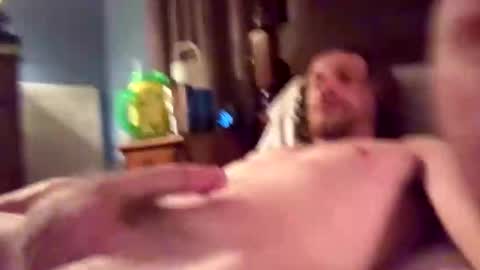 Snapshot of garetmc chatting on October 13, 11:29 pm garetmc online show from October 13, 11:29 pm