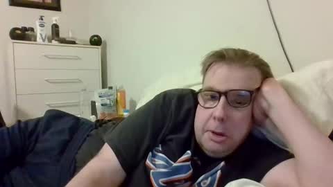 Gary online show from April 9, 5:44 am