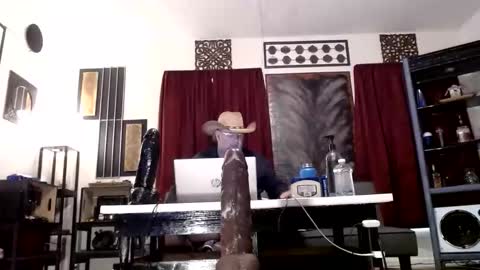 gatewaylaptop2019 online show from November 5, 9:39 pm