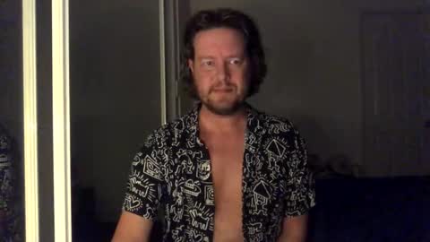 gcsurfer81 online show from May 5, 8:31 am