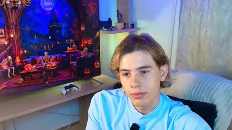 Snapshot of gemdominus chatting on October 7, 2:29 am Gem Dominus online show from October 7, 2:29 am