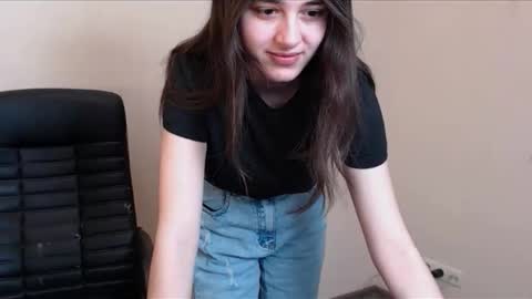 Gemma online show from March 5, 7:17 am