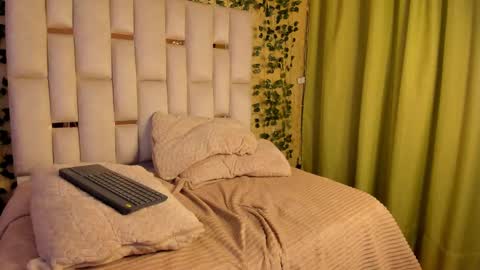  GENESIS  online show from February 8, 6:01 pm