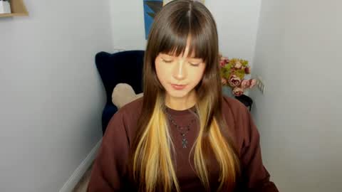 Alice online show from March 18, 11:49 am