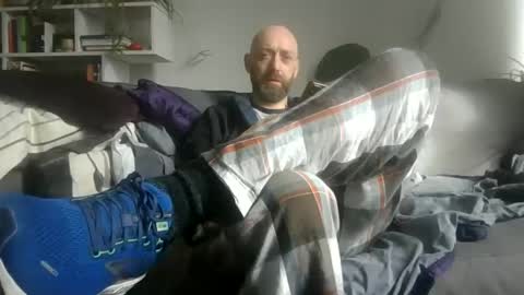 Snapshot of geon2xx chatting on September 15, 10:28 am Geon online show from September 15, 10:28 am