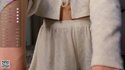 Snapshot of georginaarness chatting on March 8, 5:01 pm Georgina online show from March 8, 5:01 pm