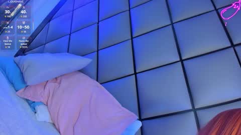 Snapshot of georginacute_ chatting on September 22, 12:42 pm Georgina online show from September 22, 12:42 pm