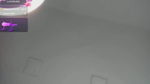 Snapshot of georginna_sins chatting on February 13, 2:01 am Kendal online show from February 13, 2:01 am