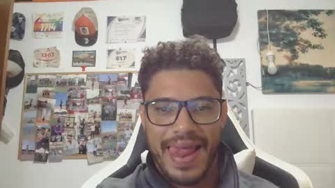 Snapshot of geovannygarrido91 chatting on October 26, 9:10 am geovannygarrido91 online show from October 26, 9:10 am