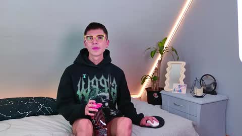 Geronimo online show from January 9, 1:00 am