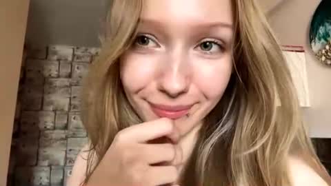 Sophie online show from July 11, 5:45 am