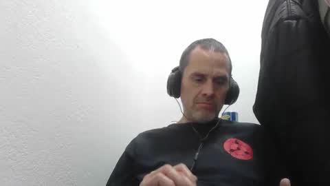 gezuz42069 online show from February 1, 11:40 am