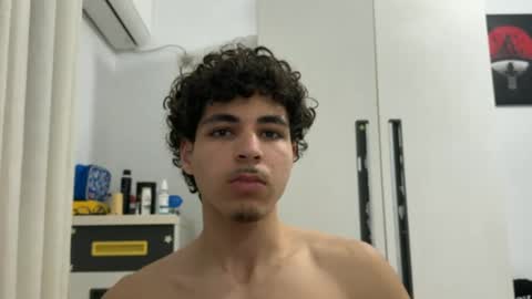 ghilassss online show from March 1, 1:26 pm