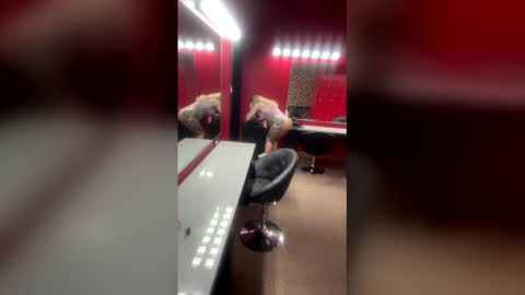 ghostslut4u online show from April 16, 8:09 pm