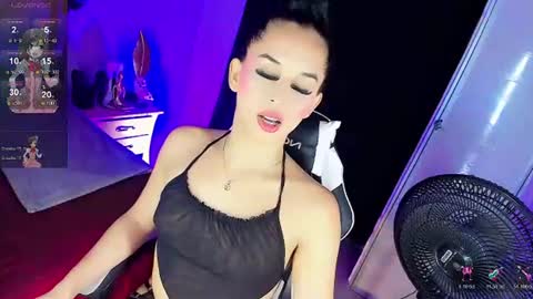 Gia Ferrara online show from June 9, 4:34 am