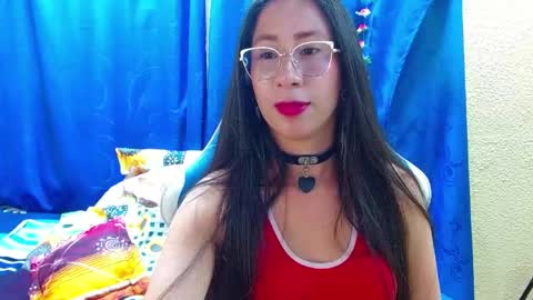 Gia  online show from May 15, 10:39 pm