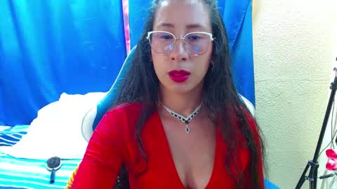 Gia  online show from June 8, 8:32 pm