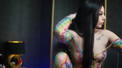  Gia  online show from February 21, 6:27 am