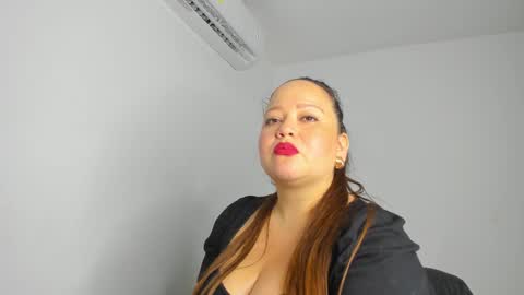 Gianna online show from February 7, 11:13 pm