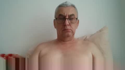 gigi1970 online show from May 10, 10:43 am