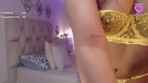 GIGI instagram gigi sj1994 online show from March 10, 7:33 am