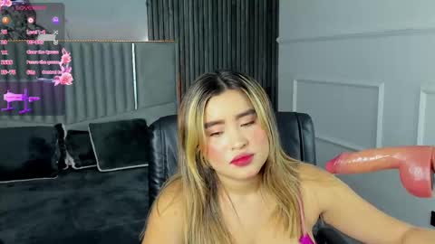 Gigi Doll online show from February 25, 12:05 pm