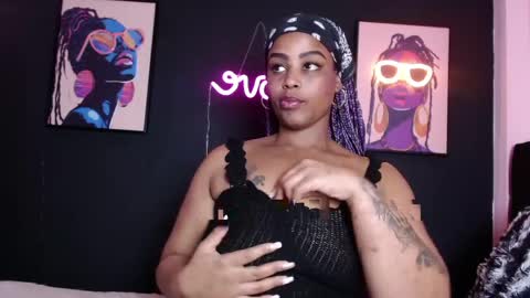 gigimle online show from May 11, 4:04 pm