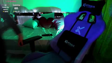 gigimooon online show from February 12, 2:35 am