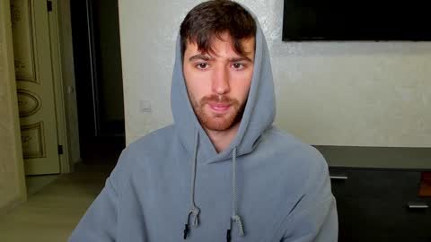 gilbertogonzales online show from January 14, 5:29 am