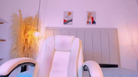 Gimena online show from February 27, 1:15 pm