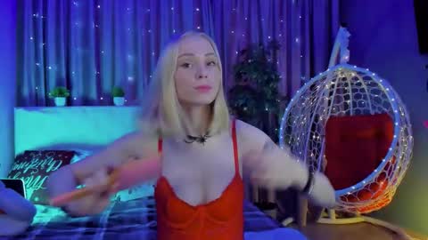 Gina online show from March 3, 1:45 am