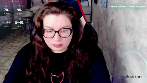 Alexa here online show from May 9, 8:09 am